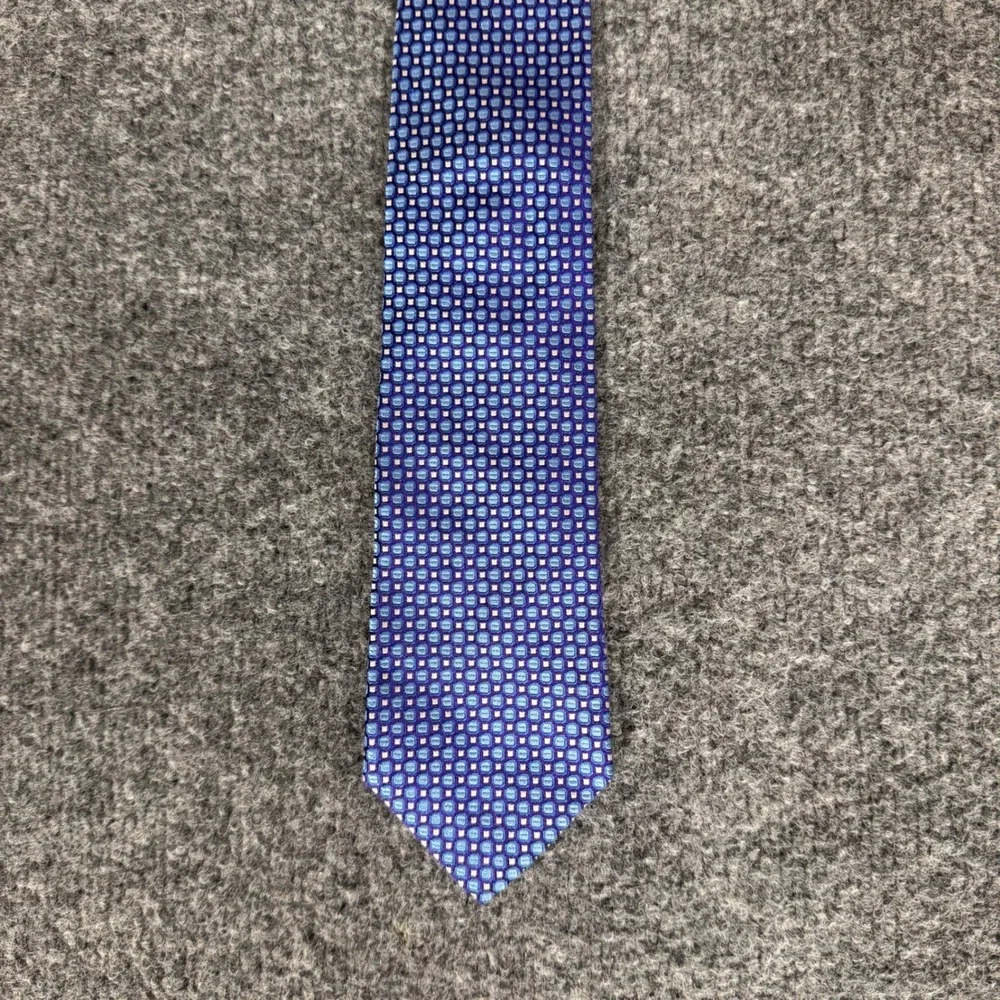 Hugo Boss Mens Blue Purple Geometric Silk Tie Made in Italy Necktie Dress Formal